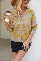 V-neck Long Sleeve Single-breasted Knitted Sweater